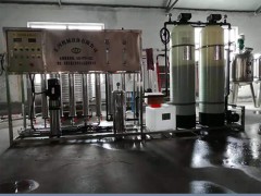 工地食堂2噸反滲透凈水設備發(fā)貨 (243播放)