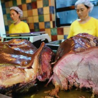 驢肉火燒加盟培訓，2-3人即可開店