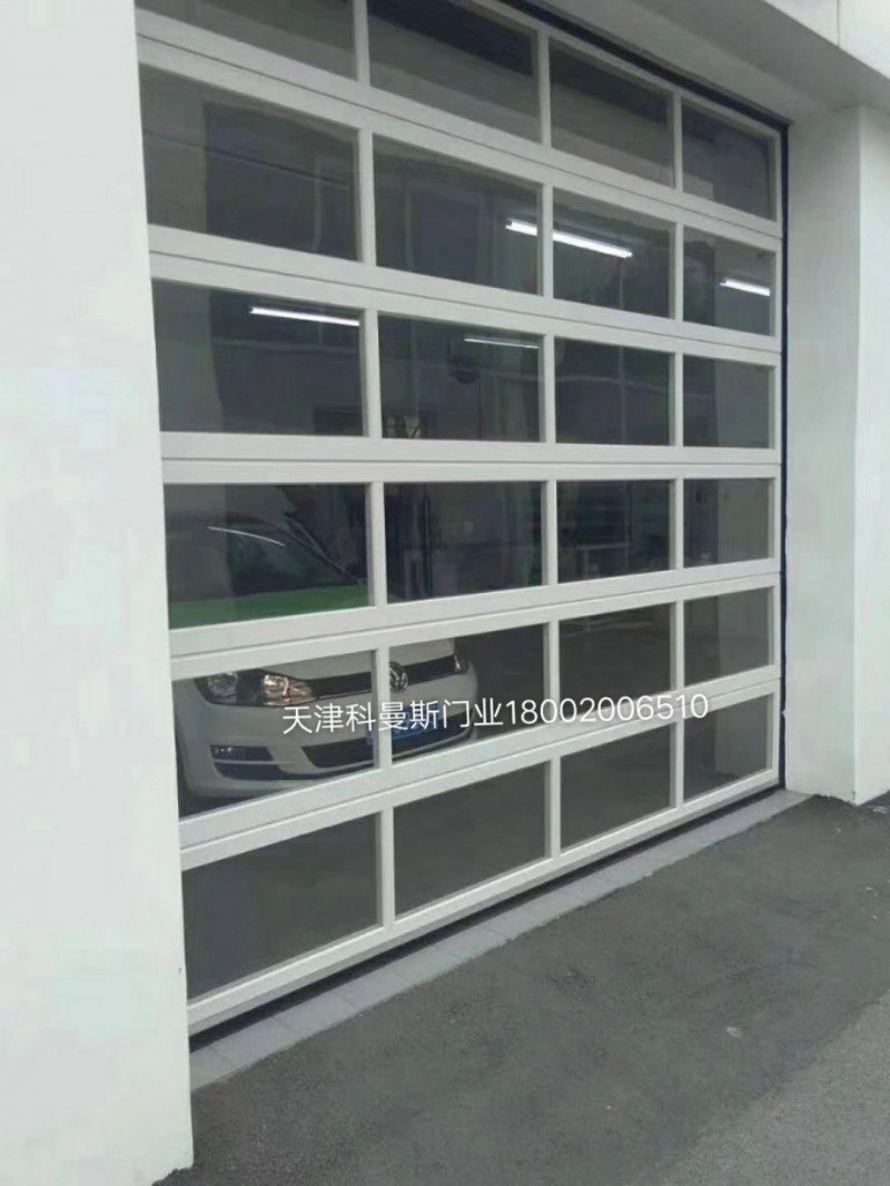 工業(yè)滑升門廠家 滑升門價(jià)格 天津科曼斯門業(yè)