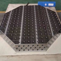 Octagonal welding station